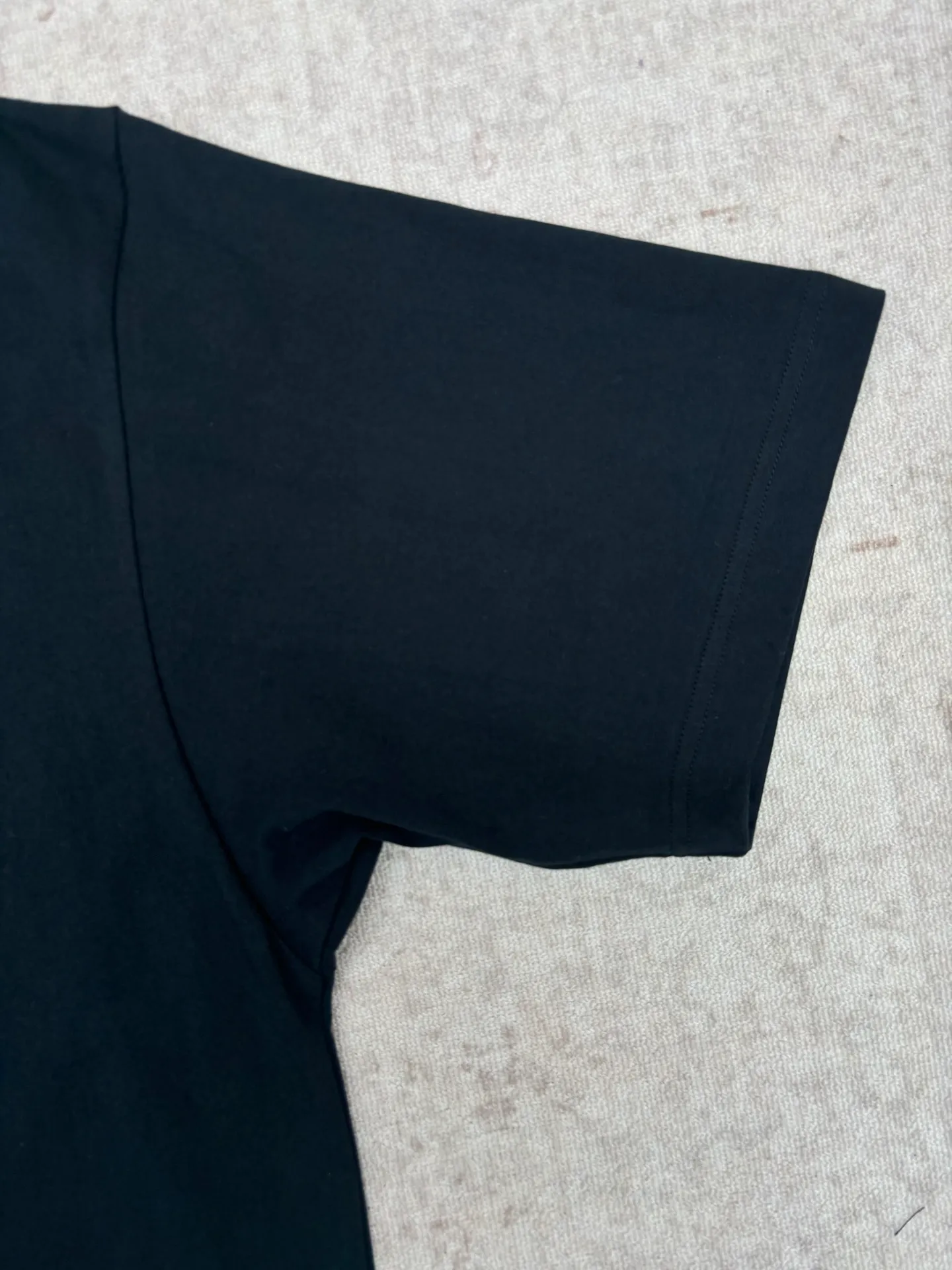 26ss New Arrival T Same Style Black Sizes：XS. S. M. L